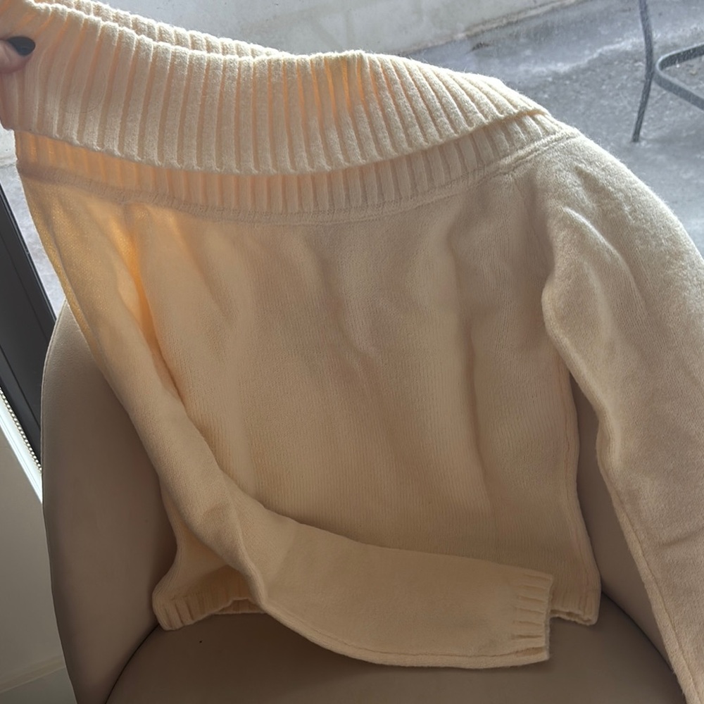 Edikted Cream Ribbed Off The Shoulder Women's Sweater